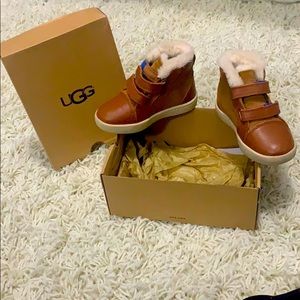 Blue Bottom Chestnut Unisex Ugg Boots